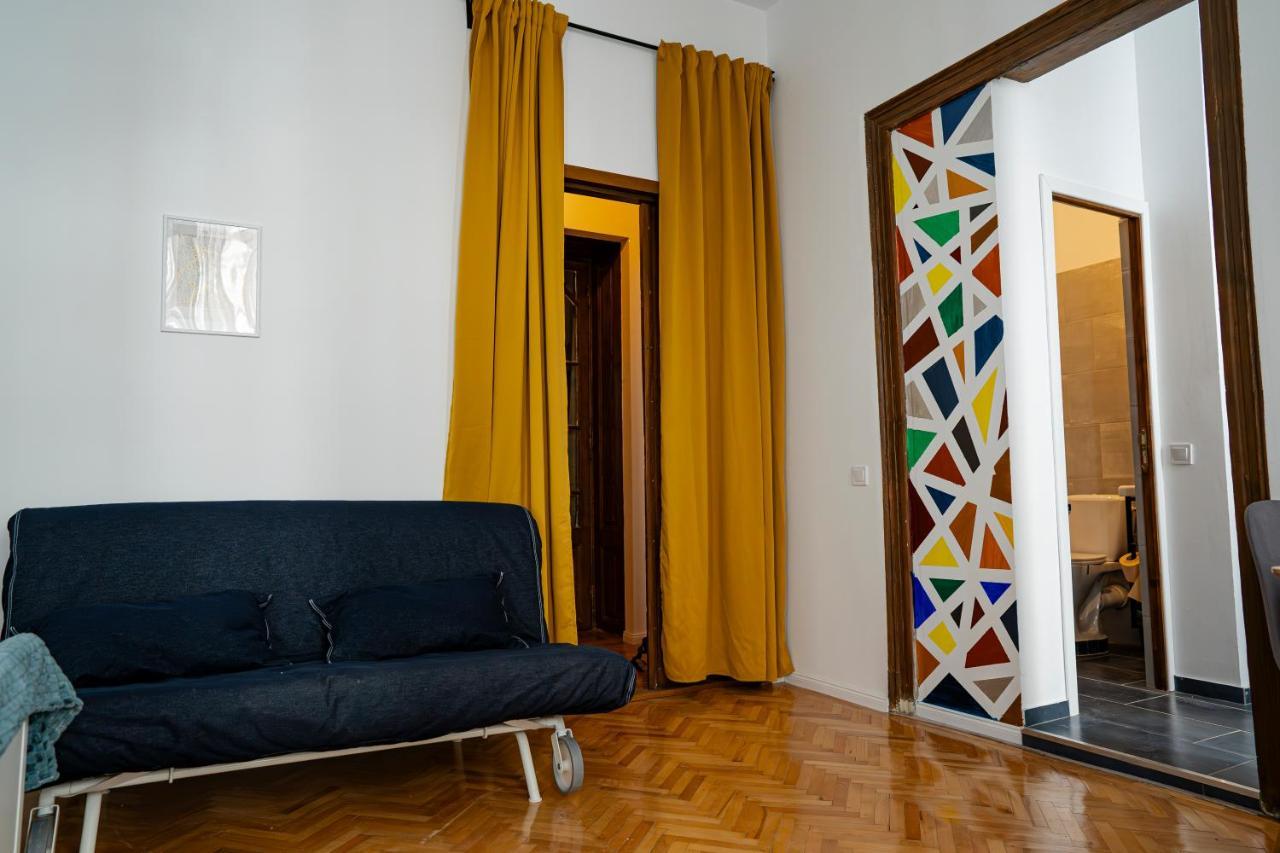 Old Town Jacuzzi Studio Bucarest Extérieur photo